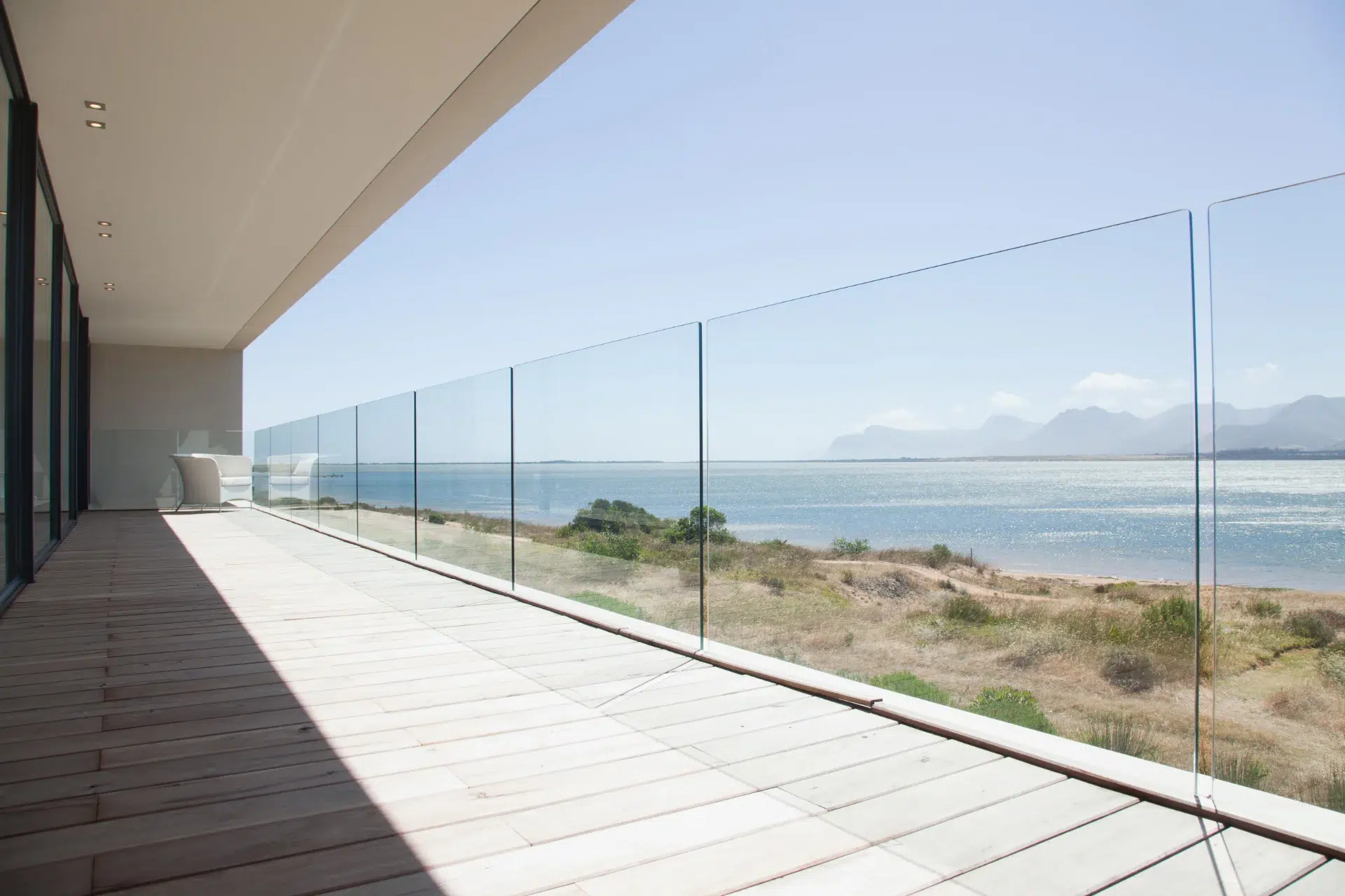 VLX 120 Glass Railing System in West Palm Beach, FL | Lightwell Windows West Palm Beach - detail 1